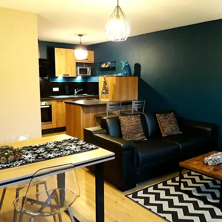 Le Du Rosay Apartment