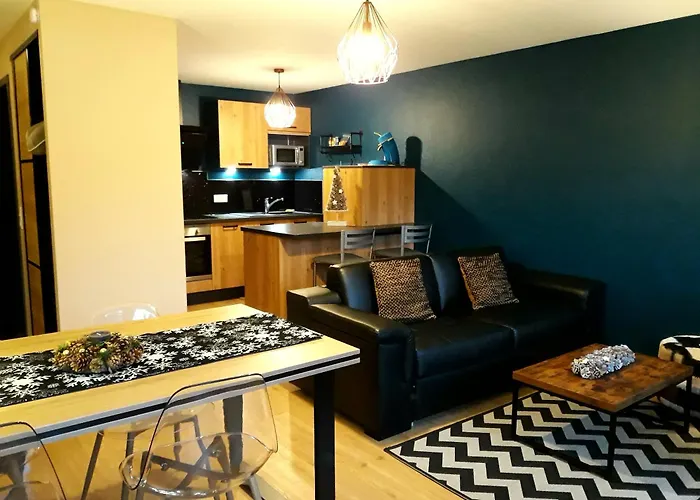 Le Du Rosay Apartment